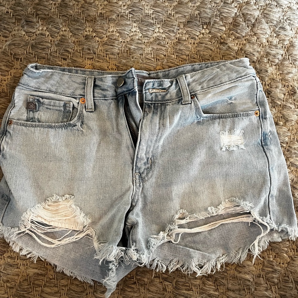 Jean short